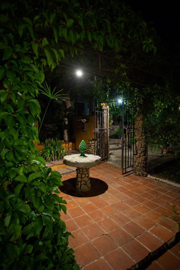 Casa Vacanze Fondaco Di Scillato Scillato  Eksteriør bilde